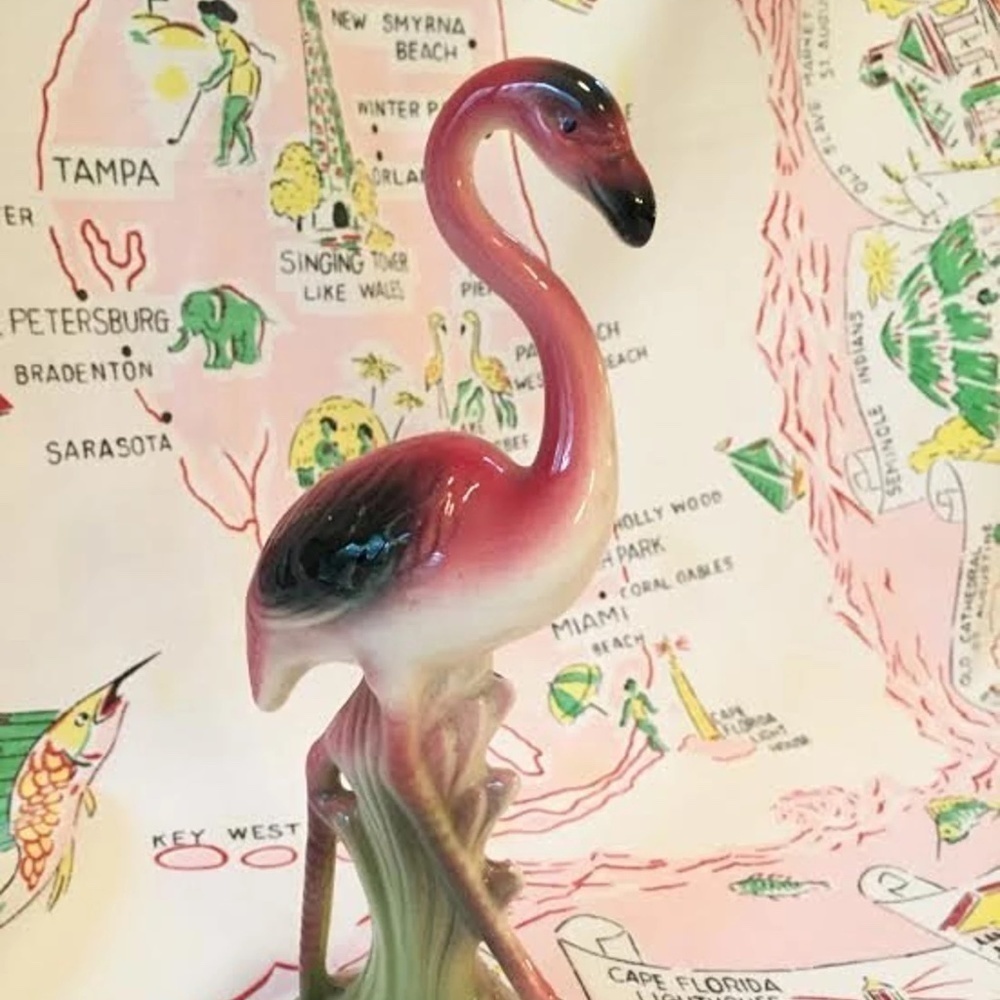 VINTAGE 1950s Midcentury Floridian Pink Flamingo Figurine